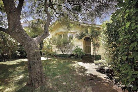 Property photo of 2 Beatrice Street Kew VIC 3101