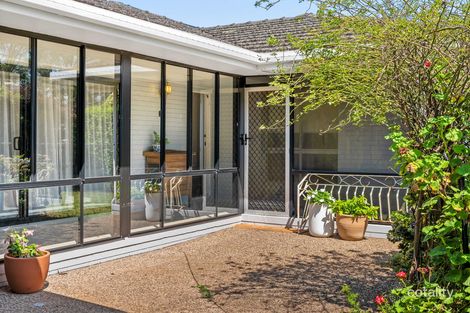 Property photo of 7 Amos Crescent Mount Lofty QLD 4350