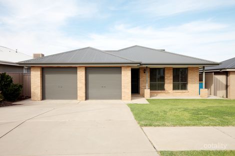 Property photo of 14 Bindari Avenue Glenfield Park NSW 2650