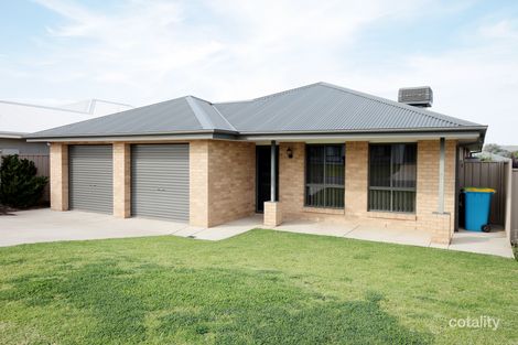 Property photo of 14 Bindari Avenue Glenfield Park NSW 2650