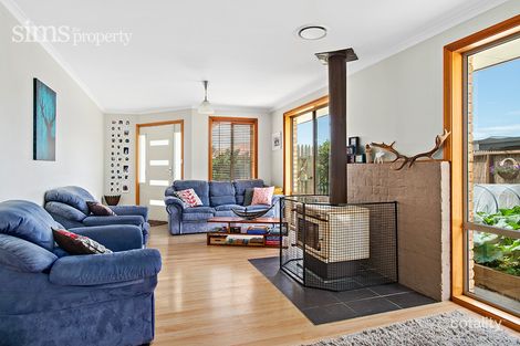 Property photo of 1 Honeysuckle Grove Evandale TAS 7212