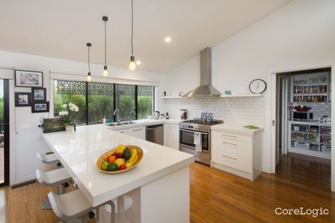 Property photo of 8 Reidwell Drive Woodend VIC 3442