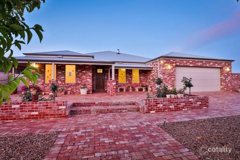 Property photo of 13 Summer Drive Buronga NSW 2739