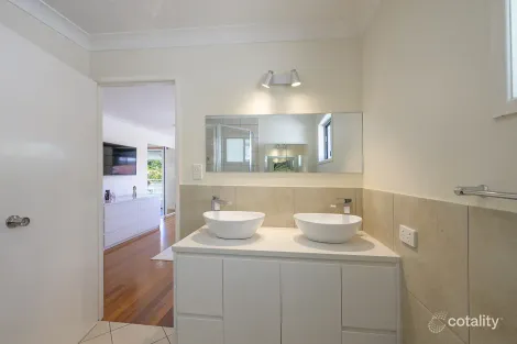 Property photo of 33 Stillwater Twin Waters QLD 4564