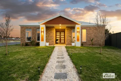 Property photo of 63 Cuthbert Street Killara VIC 3691