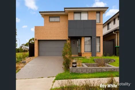 Property photo of 33 Marketsfield Avenue North Kellyville NSW 2155