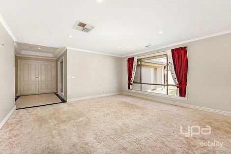 Property photo of 9 Rigby Court Taylors Lakes VIC 3038