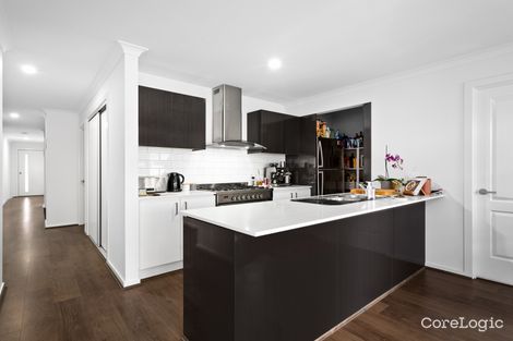 Property photo of 44 Lotus Street Pakenham VIC 3810