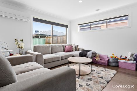 Property photo of 44 Lotus Street Pakenham VIC 3810