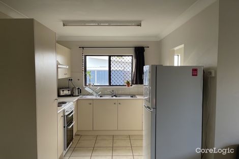 Property photo of 2/25 Saleng Crescent Warana QLD 4575