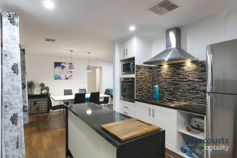 Property photo of 11 Gledsdale Road Hallett Cove SA 5158