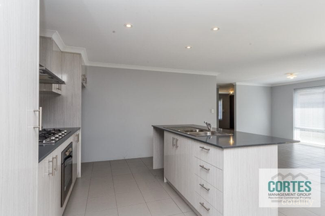 Property photo of 66 Bottlenose Circuit Waikiki WA 6169