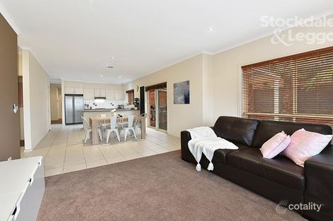 Property photo of 7 Hoxton Crescent Craigieburn VIC 3064