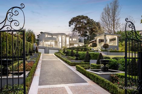 Property photo of 3 Fairview Avenue Wheelers Hill VIC 3150