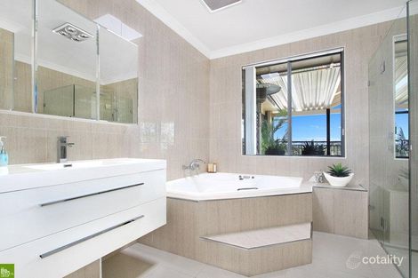 Property photo of 71 Beatus Street Unanderra NSW 2526