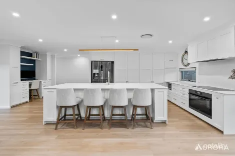 Property photo of 48 Carisbrook Circuit Forest Lake QLD 4078