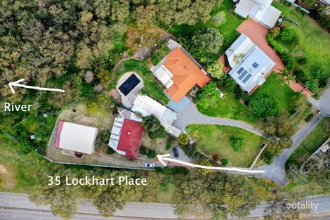 Property photo of 35 Lockhart Place Gosnells WA 6110