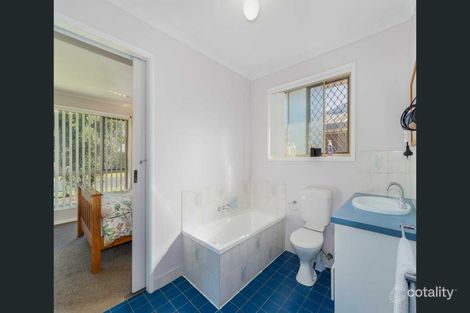 Property photo of 18 Barilba Street Scarness QLD 4655