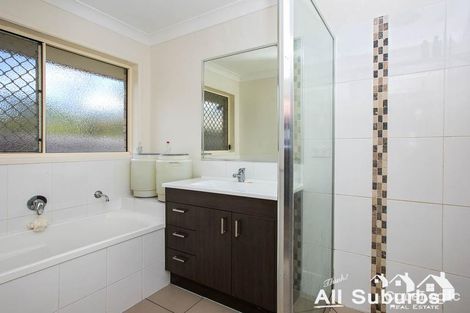 Property photo of 5 Montecarlo Close Loganlea QLD 4131