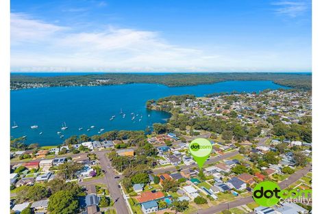 Property photo of 81 Winbin Crescent Gwandalan NSW 2259