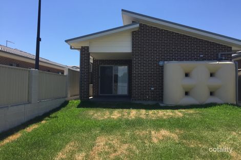 Property photo of 99 Carroll Crescent Plumpton NSW 2761