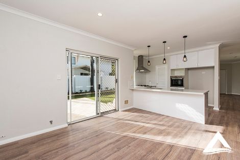 Property photo of 3/27 Hardy Road Nedlands WA 6009
