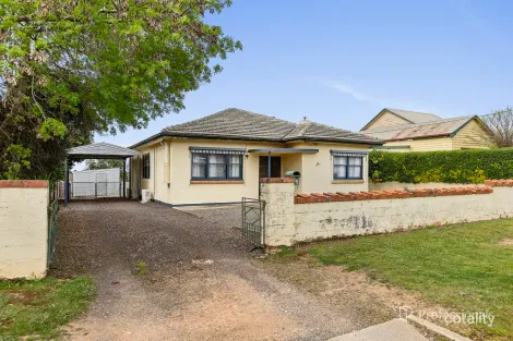 14 Pekin Rd, Maryborough, VIC 3465