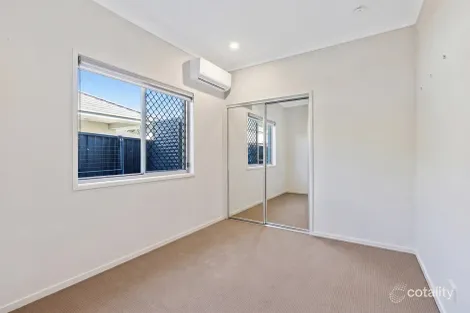 Property photo of 27 Conjola Crescent Upper Coomera QLD 4209