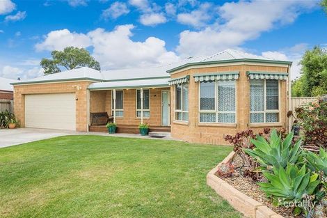 Property photo of 7 Menzies Close Lara VIC 3212