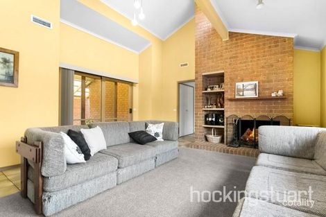 Property photo of 5 Collyer Close Brookfield VIC 3338