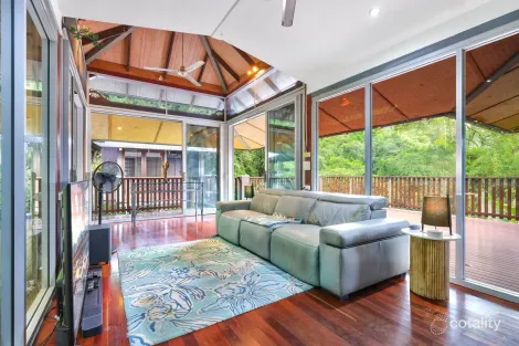 Property photo of 30-32 Chatham Terrace Smithfield QLD 4878
