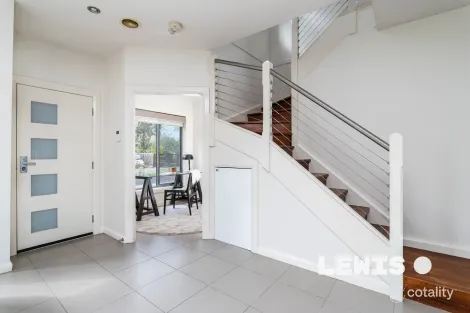 Property photo of 17 Syndal Street Fawkner VIC 3060