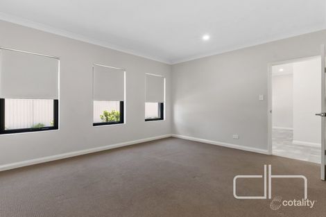 Property photo of 2/12 Wingate Avenue Hazelmere WA 6055