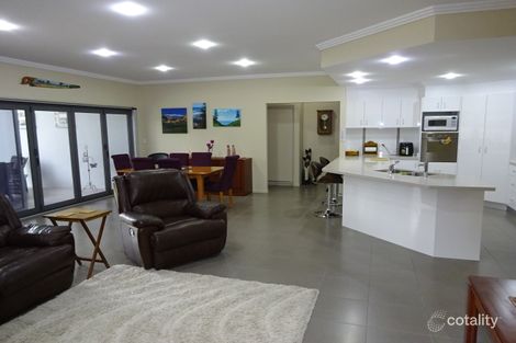 Property photo of 22 Torrisi Terrace Stanthorpe QLD 4380