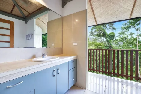 Property photo of 30-32 Chatham Terrace Smithfield QLD 4878