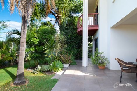 Property photo of 8 Fortuna Place Parkwood QLD 4214