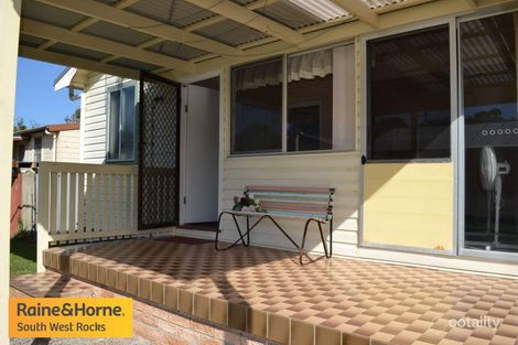 Property photo of 47 Straight Street Hat Head NSW 2440