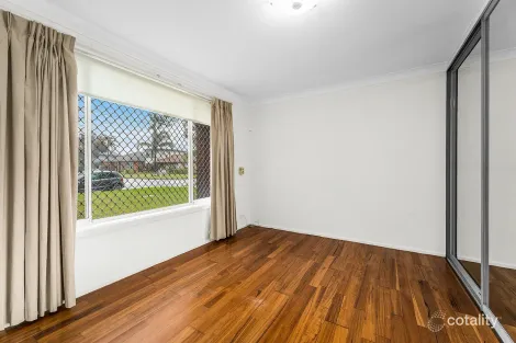 Property photo of 18 Wollondilly Place Sylvania Waters NSW 2224