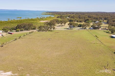 6 Shore Rd E, Urangan, QLD 4655