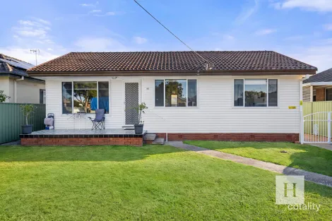 25 Jones Ave, Toukley, NSW 2263