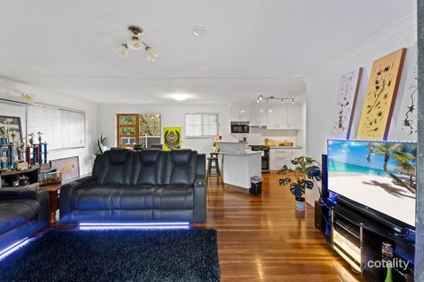 Property photo of 12 Bingara Street Mount Lofty QLD 4350