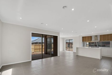 Property photo of 7 Foal Circuit Fraser Rise VIC 3336