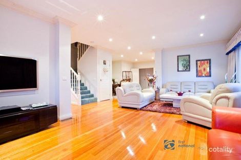 Property photo of 28 Seaview Crescent Mulgrave VIC 3170
