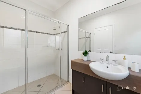 Property photo of 8 Murray Circuit Upper Coomera QLD 4209