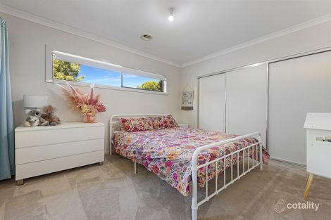 Property photo of 49 Kingfisher Drive Wangaratta VIC 3677