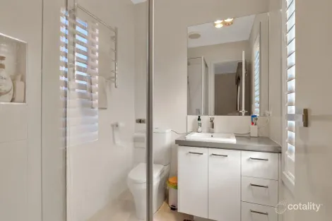 Property photo of 1 Rosewood Drive Kialla VIC 3631