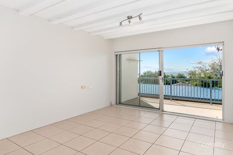 Property photo of 2/64 Walnut Street Wynnum QLD 4178