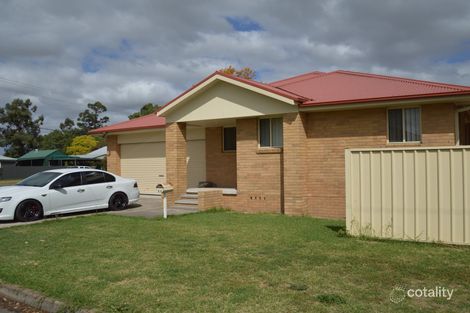 2/9 Brisbane St, Singleton, NSW 2330