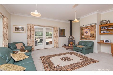 Property photo of 22 Arcadia Downs Drive Kialla VIC 3631