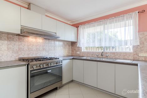 Property photo of 36 Lyrebird Way Thornlie WA 6108